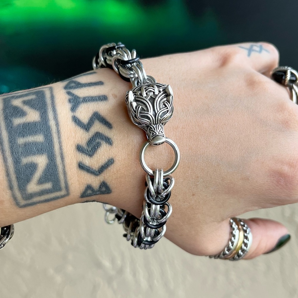 Men or women Handmade maille bracelet wolf head viking celt goth black & silver - Picture 12 of 16
